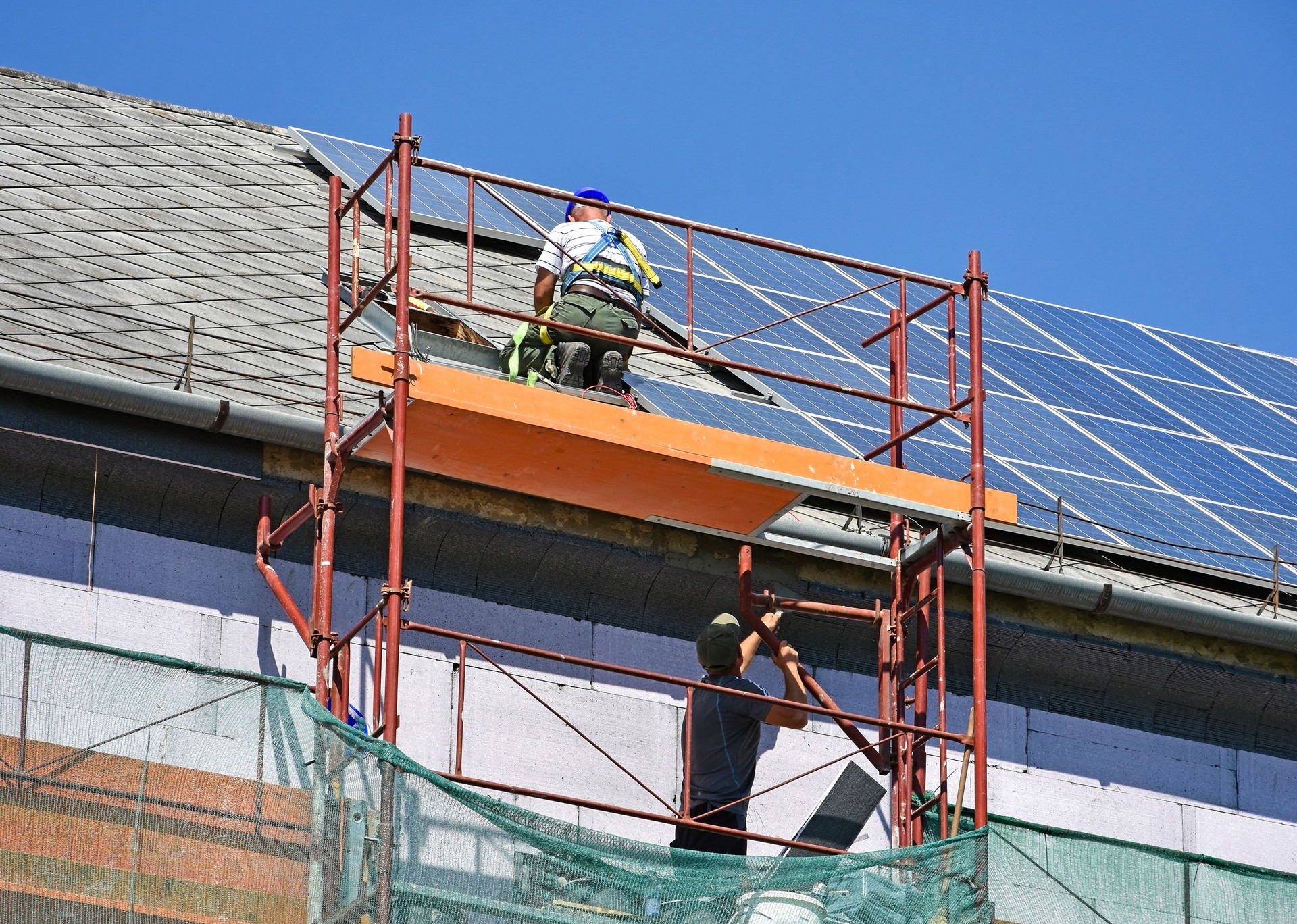 Roof construction of a high building